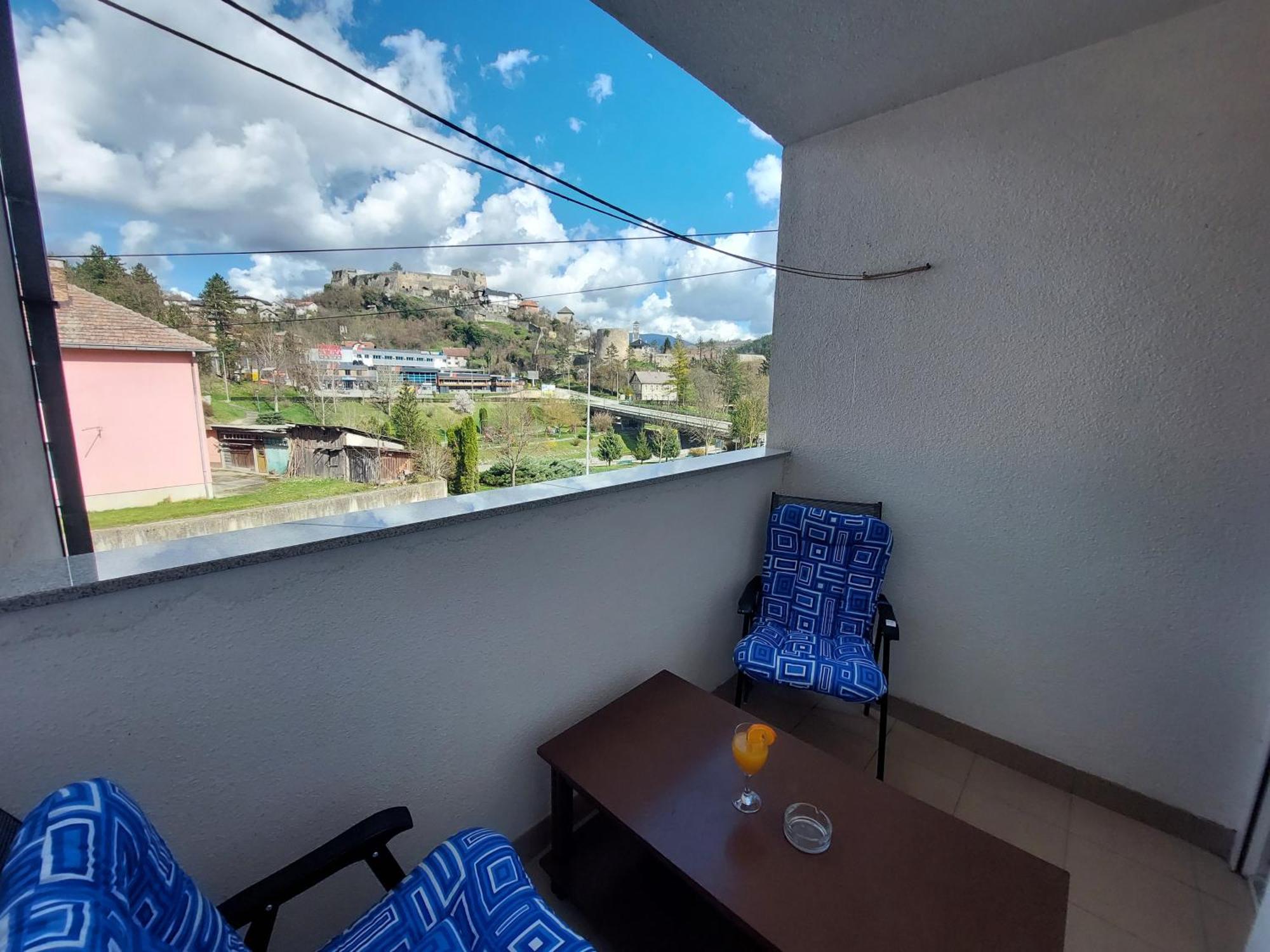 Apartman Adi Яйце Екстериор снимка