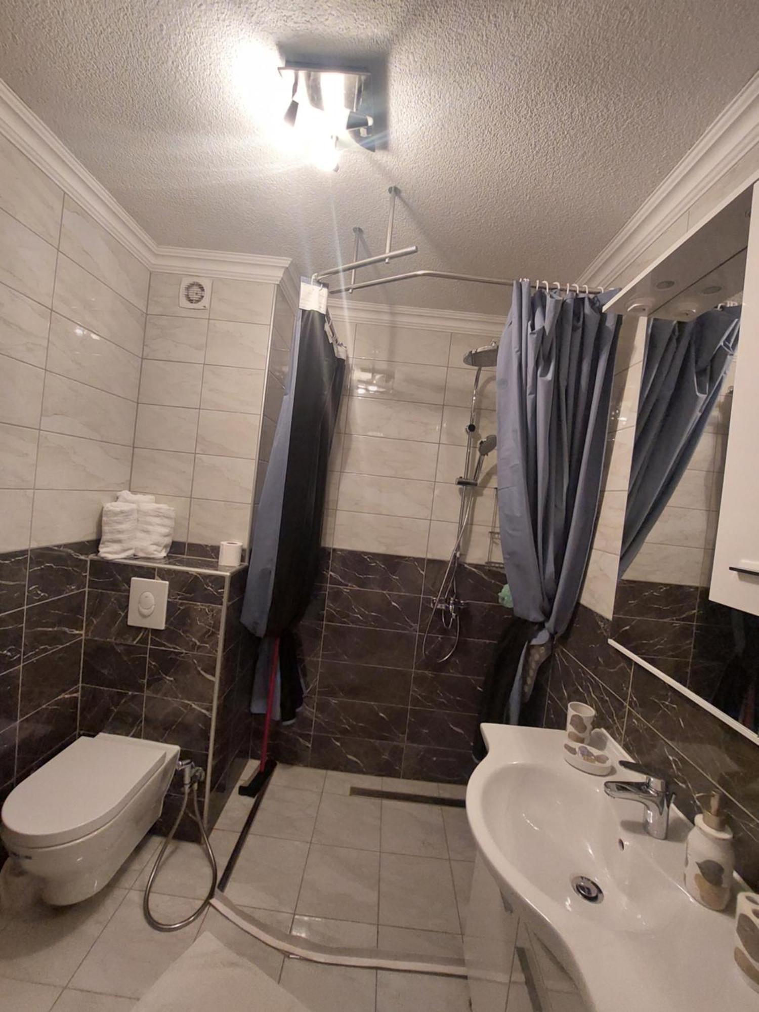 Apartman Adi Яйце Екстериор снимка